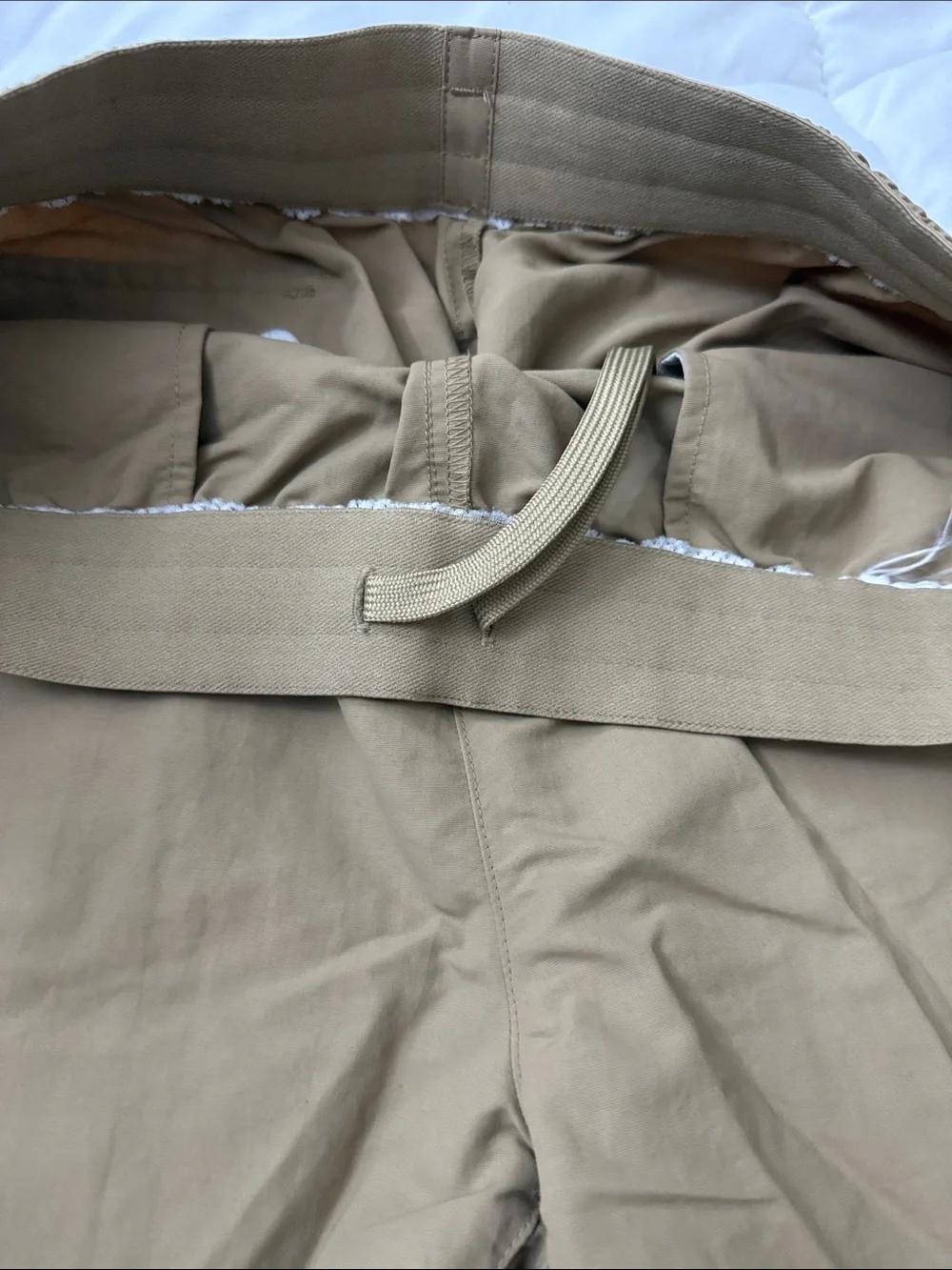 Uniqlo Men's Elastic Waist Tan Shorts